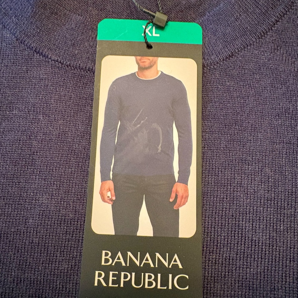 Banana Republic Men's Deep Blue Merino 100% WOOL Sweater | - Picture 5 of 12